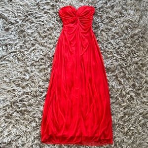 Beautiful red dress ♥️